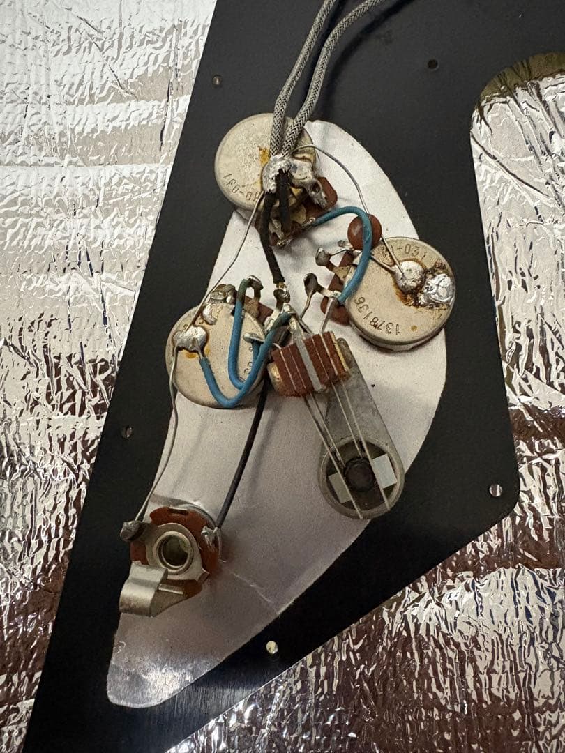 ギター GIBSON FLYING V 1982