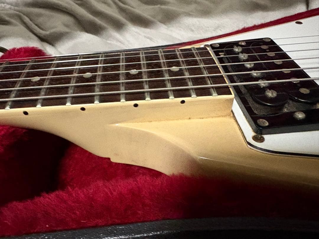 ギター GIBSON FLYING V 1982