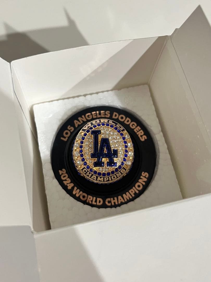 ドジャース　フリーマン　チャンピオンリング