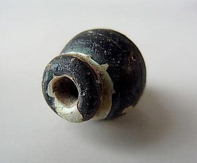 ★P0701★古代ローマ　上質美形　銀化　ガラスビーズ　襟付　金パティナ