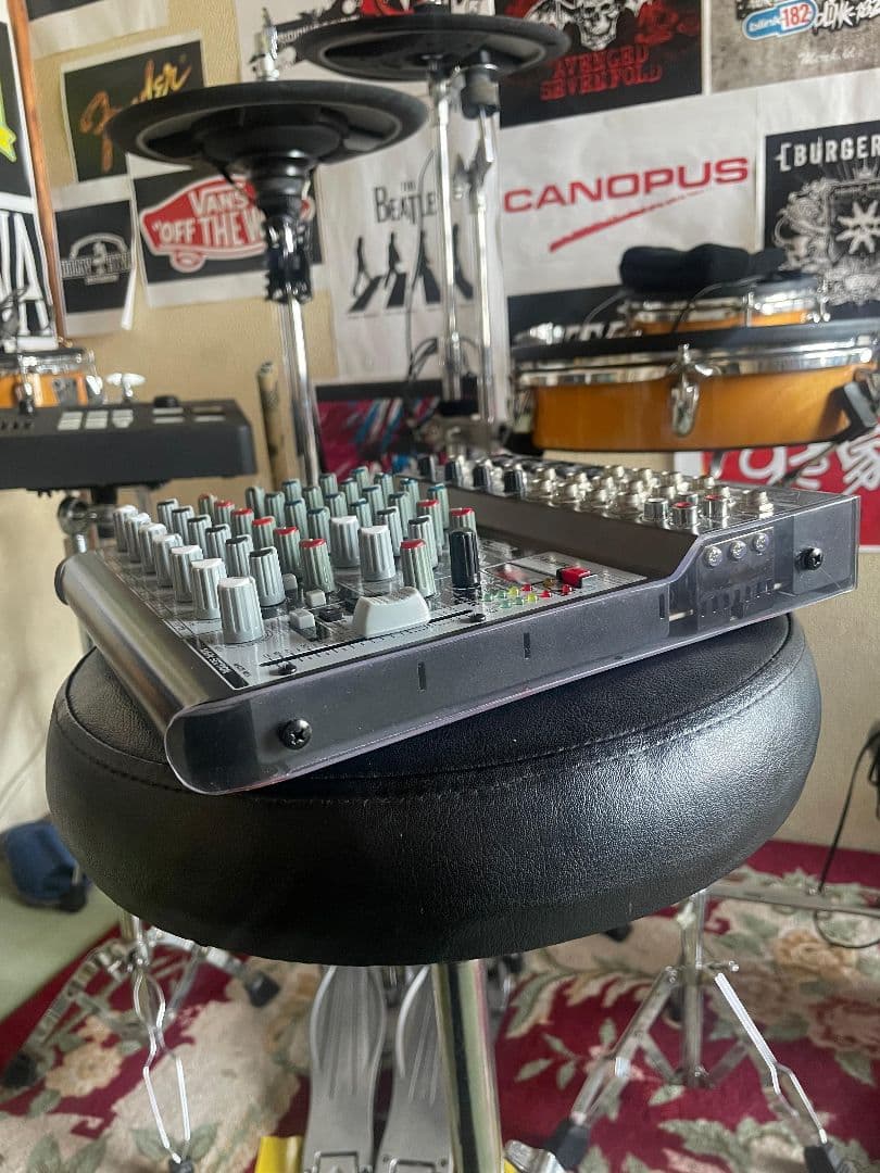 Behringer XENYX QX1202USB アナログミキサー