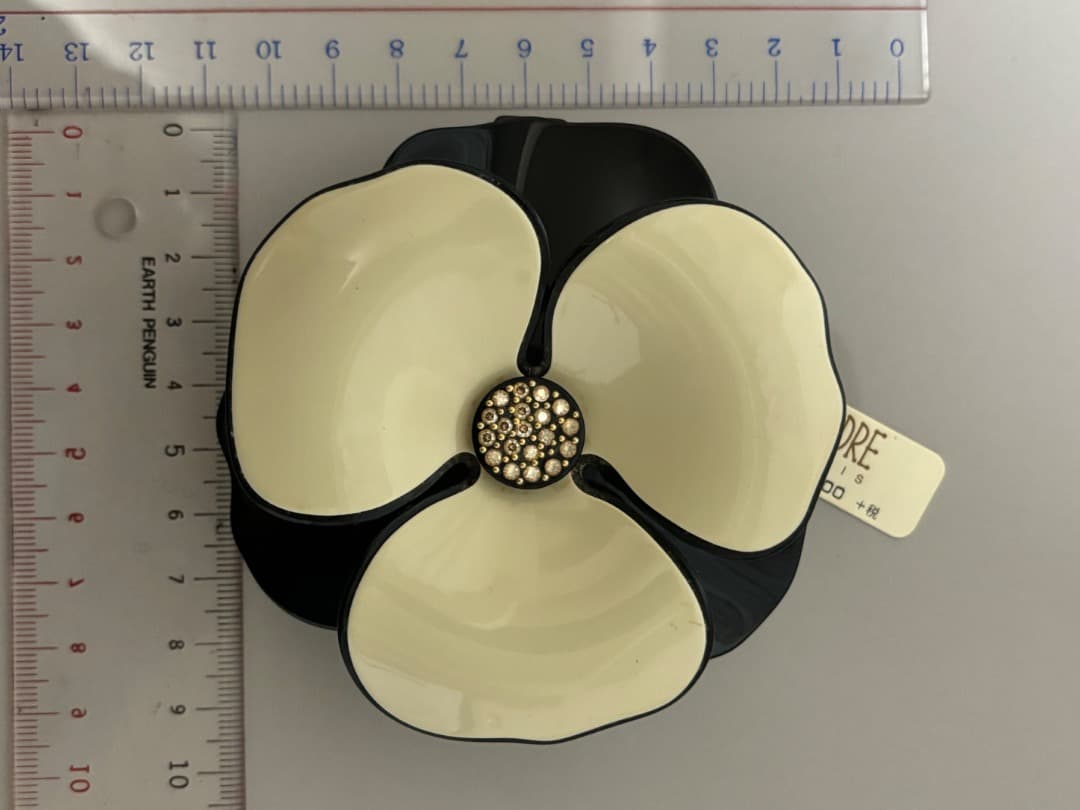 【新品未使用】アレキサンドルドゥパリ　カメリアバレッタ大型LISERAI8センチ