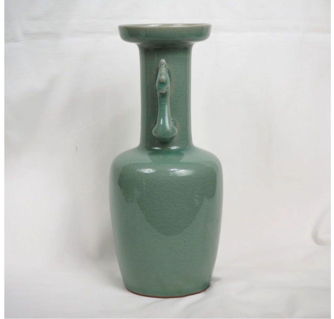 送料無料　倣宋代青磁花瓶　レプリカ　作家物　木箱付　高さ25ｃｍ