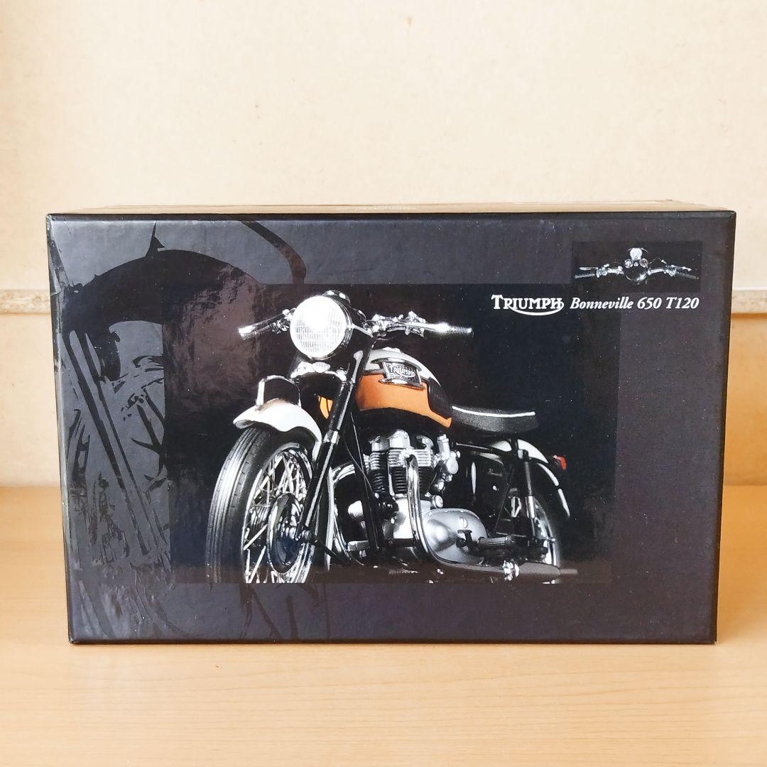 オートバイ・バイク MINICHAMPS Triumph Bonneville 650