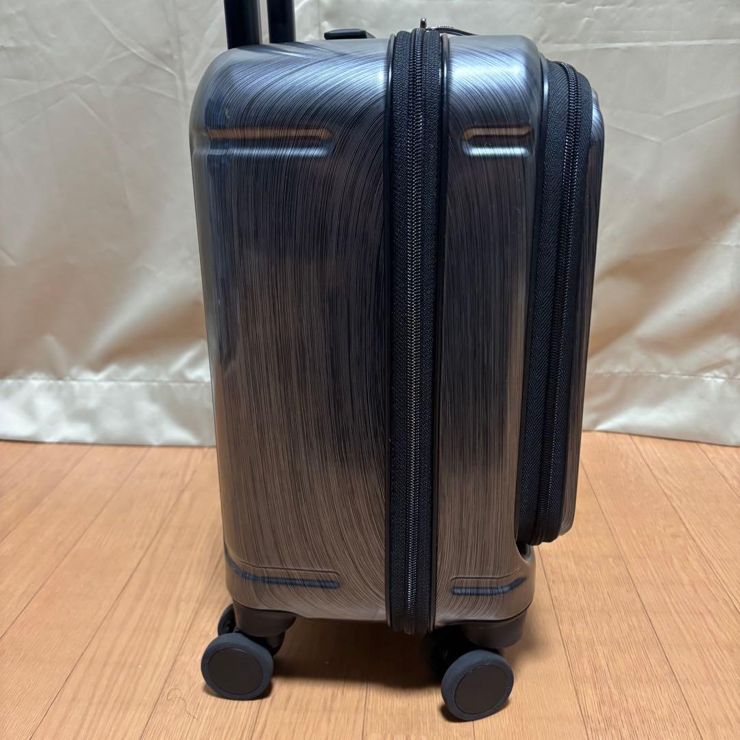 BERMAS INTER CITY フロントオープン スクエア4輪33L