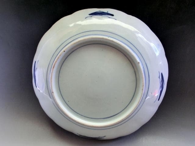 大皿■赤絵兎紋窓絵染錦絵花唐草紋皿 花弁型(江戸後期～明治期)古伊万里 時代物■