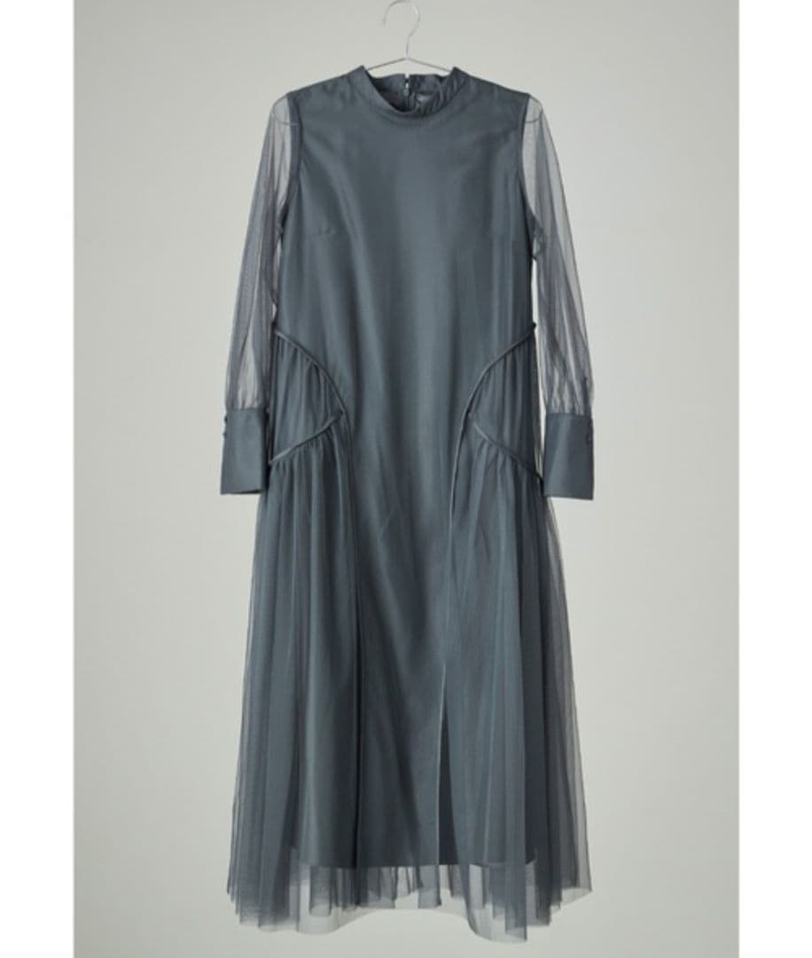 niana チュールパイピングAラインドレス