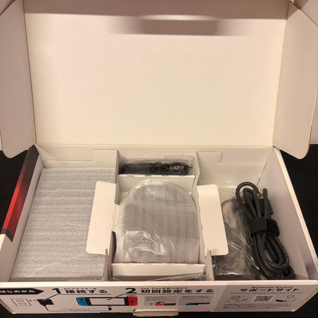 Nintendo Switch 本体 純正ケース ニンテンドースイッチ