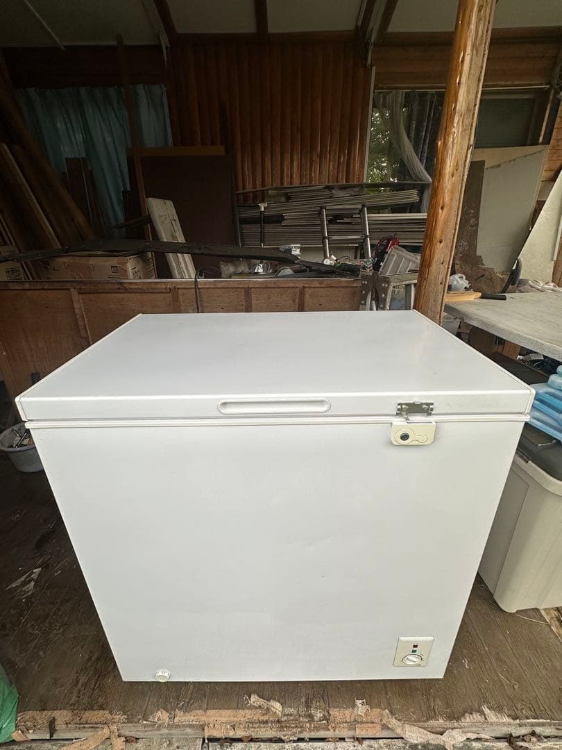 MAXZEN マクスゼン冷凍ストッカー　上開き 199l 200l 引き取り限定