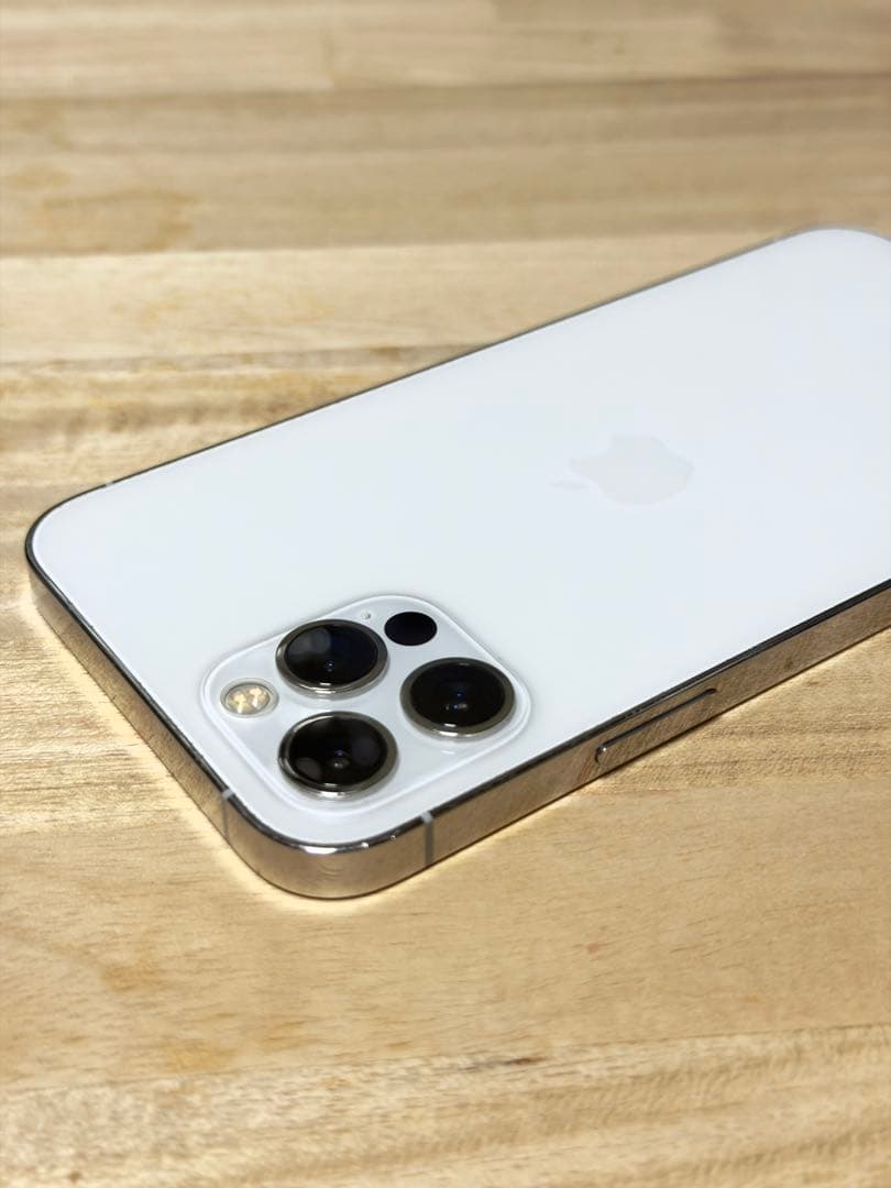 Apple iPhone 12 Pro シルバー 本体 256GB