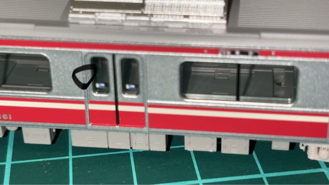 グリーンマックス京急新1000形ステンレス車(SRアンテナ付き・台座無し)