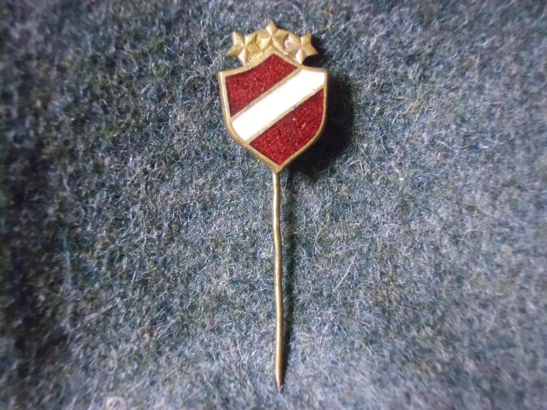 Ｌラトビア共和国軍＊国旗ピン（実物）