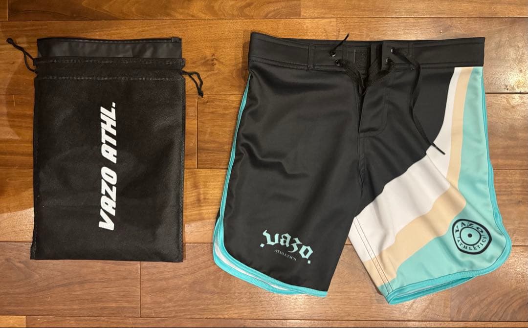 希少 新品未使用 VAZO ATHL MEN'S PHYSIQUE サーフパンツ