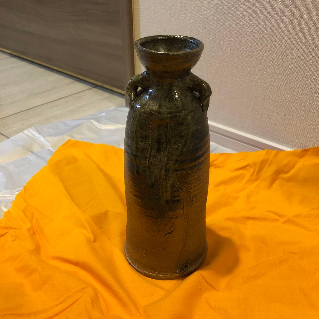 須藤武雄作　灰釉耳付花瓶