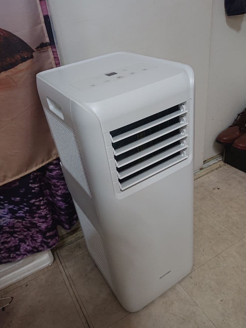 アイリスオーヤマＩＰＡ-2202G 100V ポータブルクーラー 除湿機能付