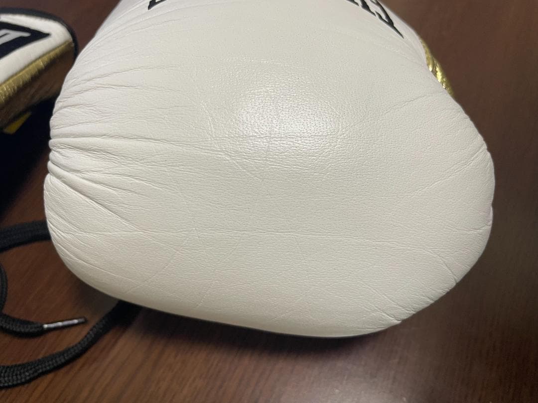 Everlast パワーロック プロファイトグローブ 白/ゴールド 8oz