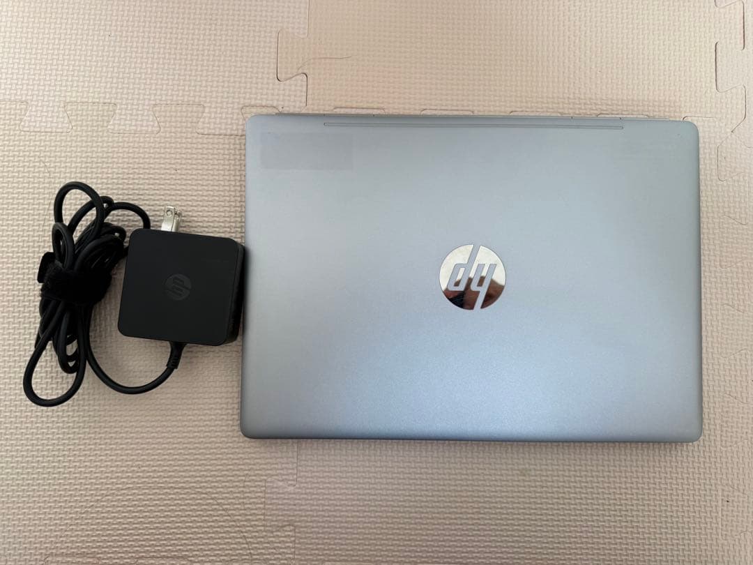 HP Folio G1 m3-6Y30 メモリ8G SSD256Gバッテリーなし