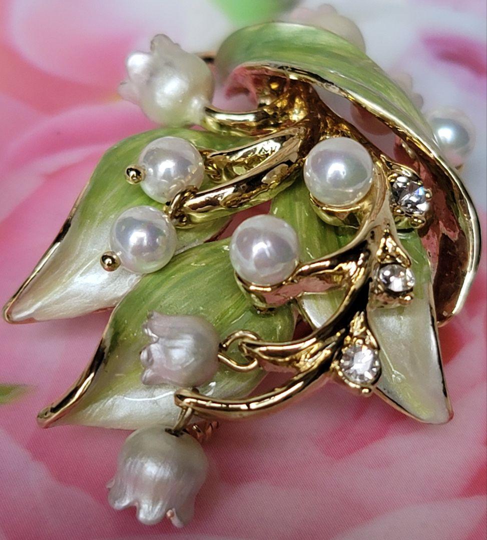 ヴァンドームブティック　 ブローチ　スズラン　すずらん　帯留め　代用