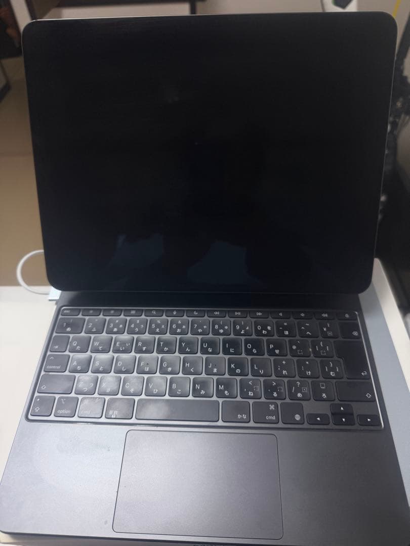 iPad Pro 13インチM4 Wi-FiモデルMagicKeyboard