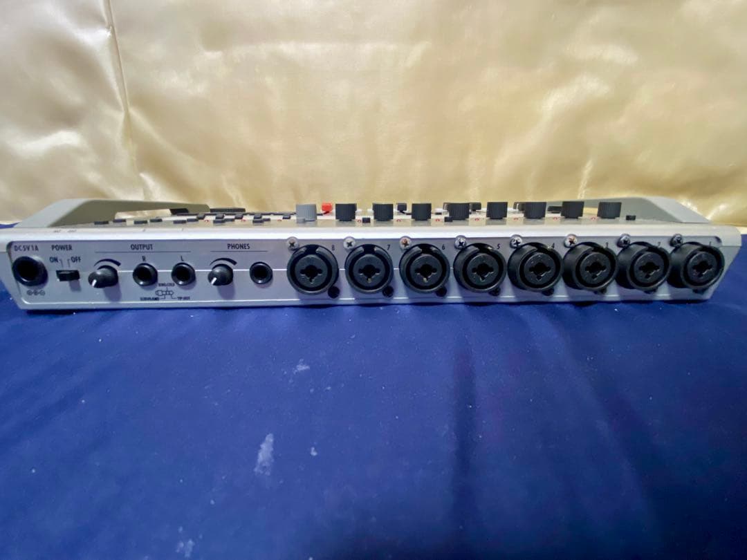 【美品】ZOOM R24 マルチトラックレコーダー