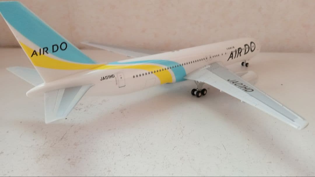 エバーライズ 1/200 AIRDO BOEING 767