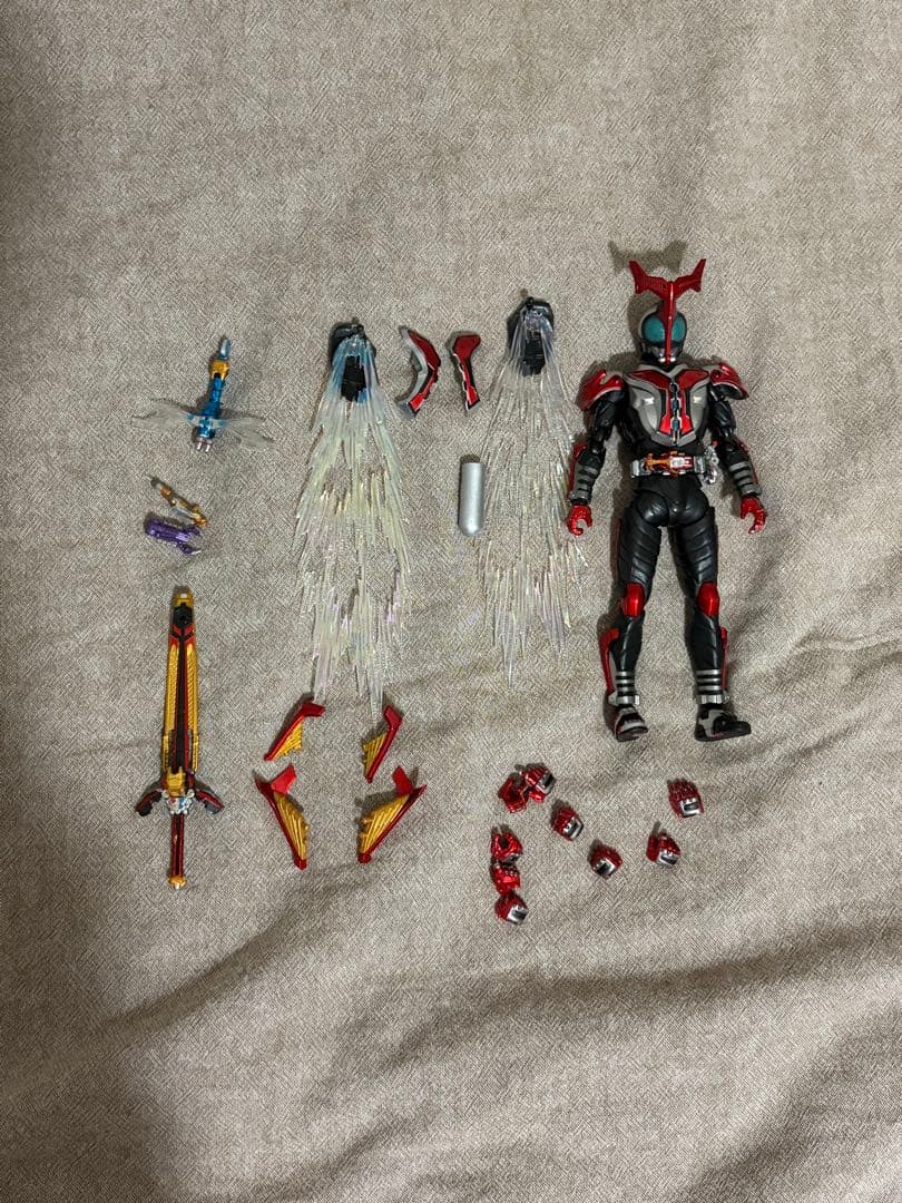 [説明欄必読❗️] 仮面ライダーカブト ハイパーフォーム フィギュア 真骨彫風