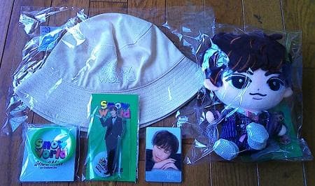 Man BIGぬいぐるみ アクスタ ラバーバンド カード 他 阿部亮平