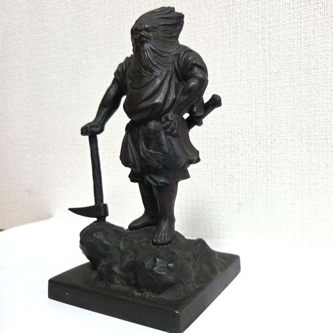 ブロンズ　古銅　アイヌ刀　シャクシャイン　アイヌ戦士　銅像