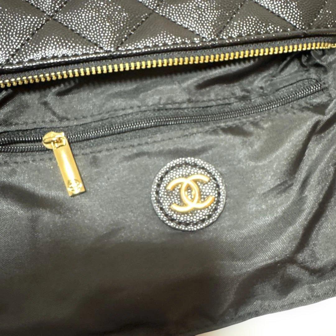 CHANEL ブラック ポーチ　ノベルティ