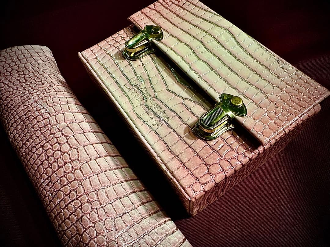 月末SALE！Pvt.Workshop 極CL 本革　デッキケース　ハーフ