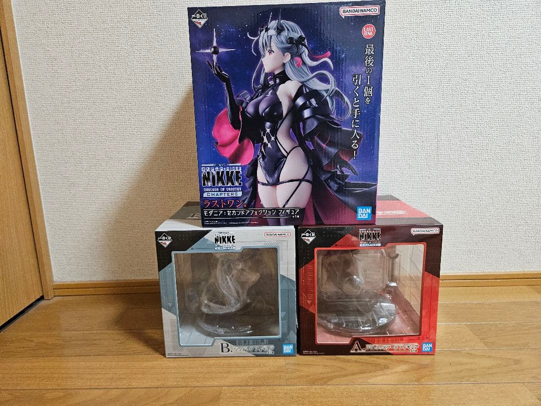 メガニケ 一番くじ ラストワン、A賞、B賞セット売り＋おまけ付き