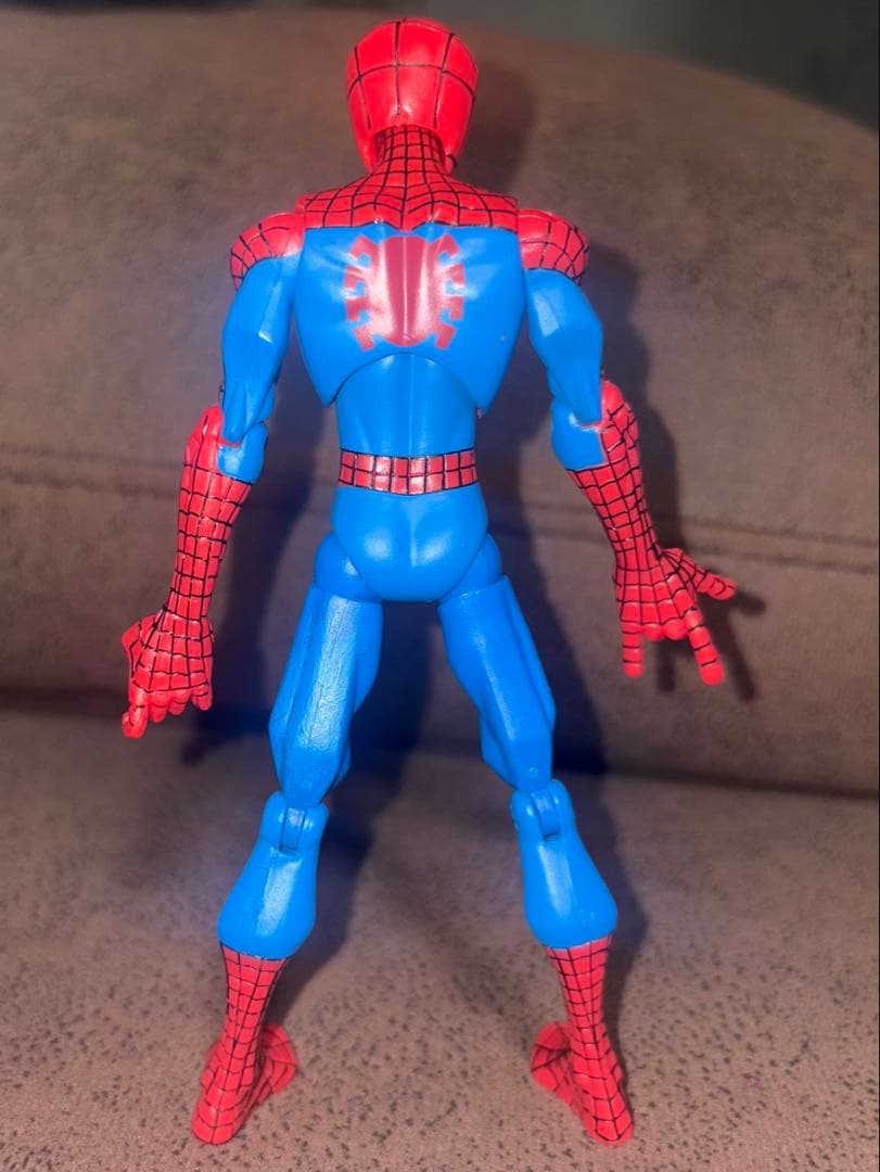 入手困難　ハズブロ　スペクタキュラースパイダーマン