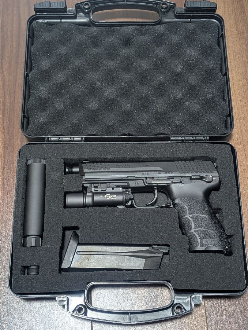東京マルイHK45タクティカル X300レプリカとケースセット