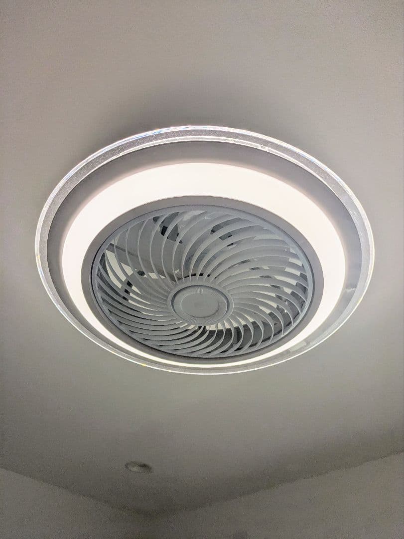 【新品未開封】シーリングファンライト 50cm 円盤 引掛け対応 8〜12畳用