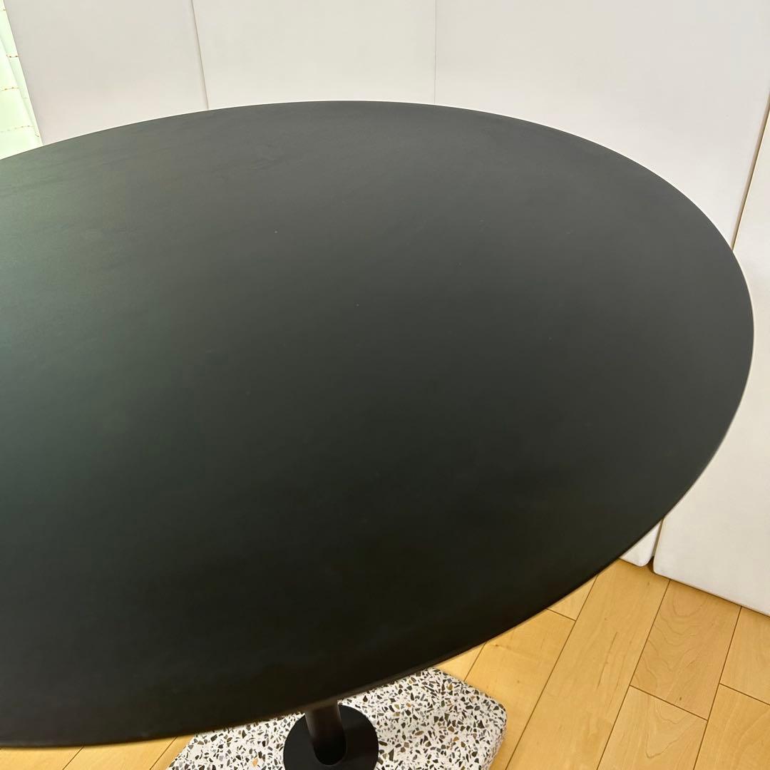 TERRAZZO TABLEROUND / HAY 屋外利用可円形アンスラサイト