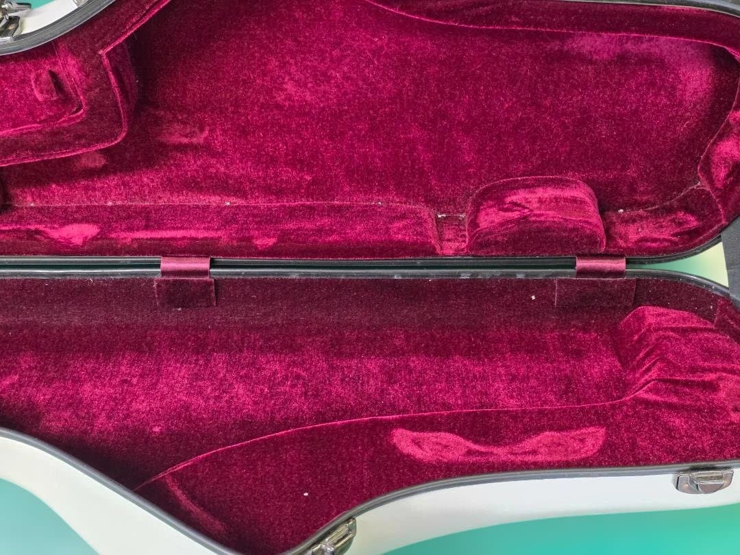 CCシャイニーケース テナーサックス用 ホワイト