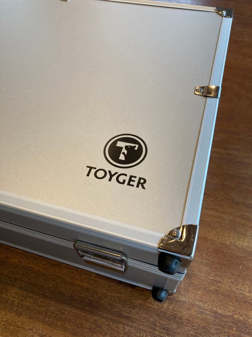 【美品】トイガーアタッシュケース