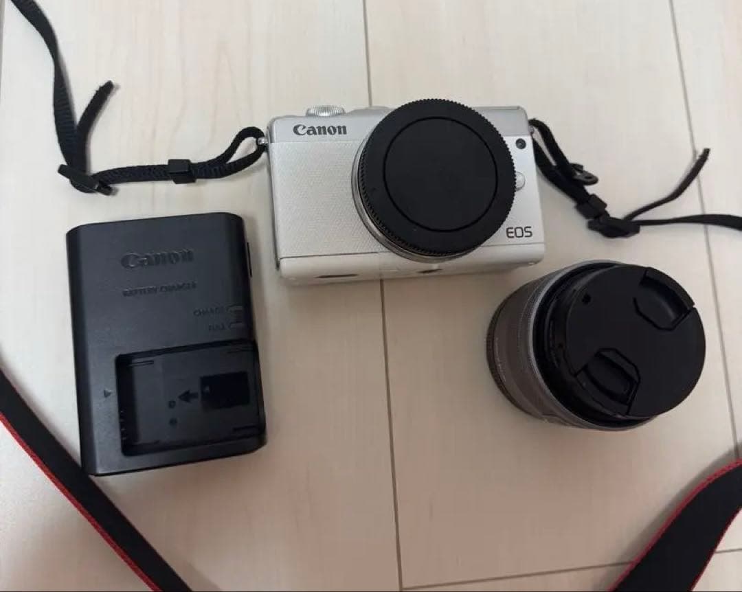 Canon キャノンEOS M100 レンズキット