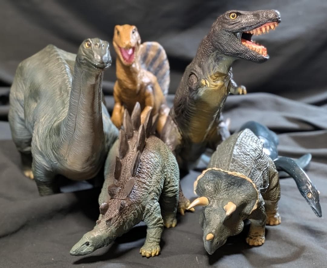 昭和レトロ恐竜（ツクダホビー）ソフビフィギュア６体セット