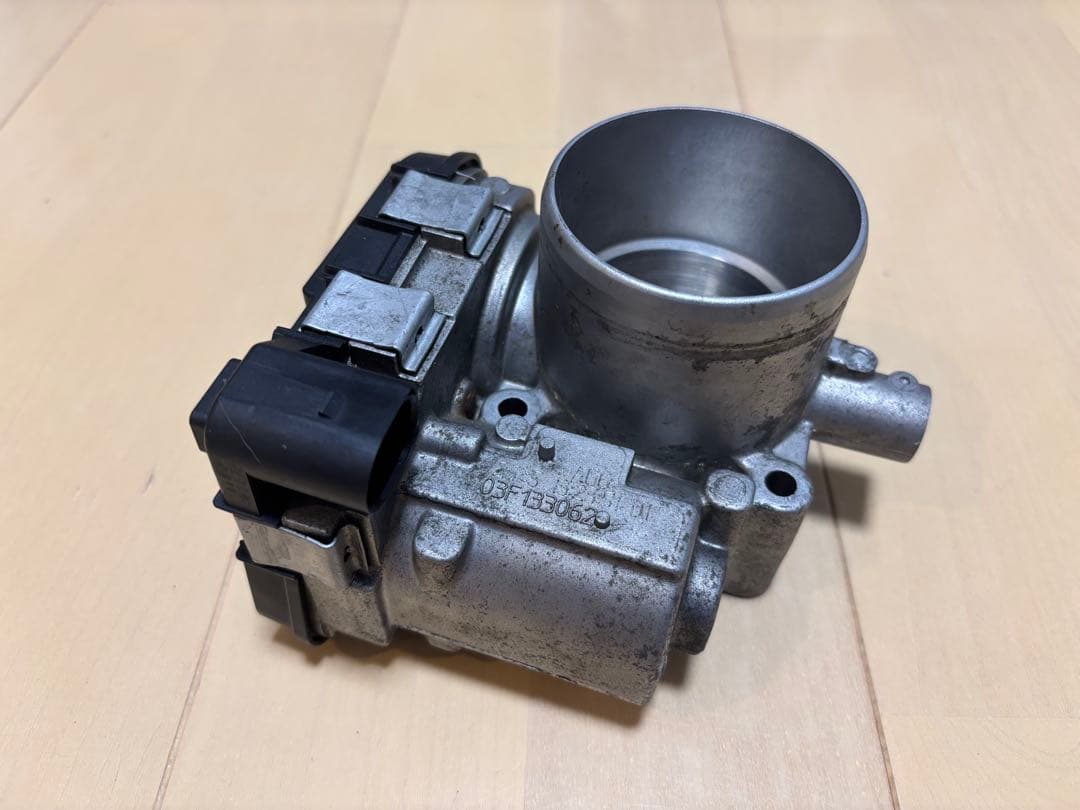 ザ•ビートル　純正 スロットルボディ DBA-16CBZ