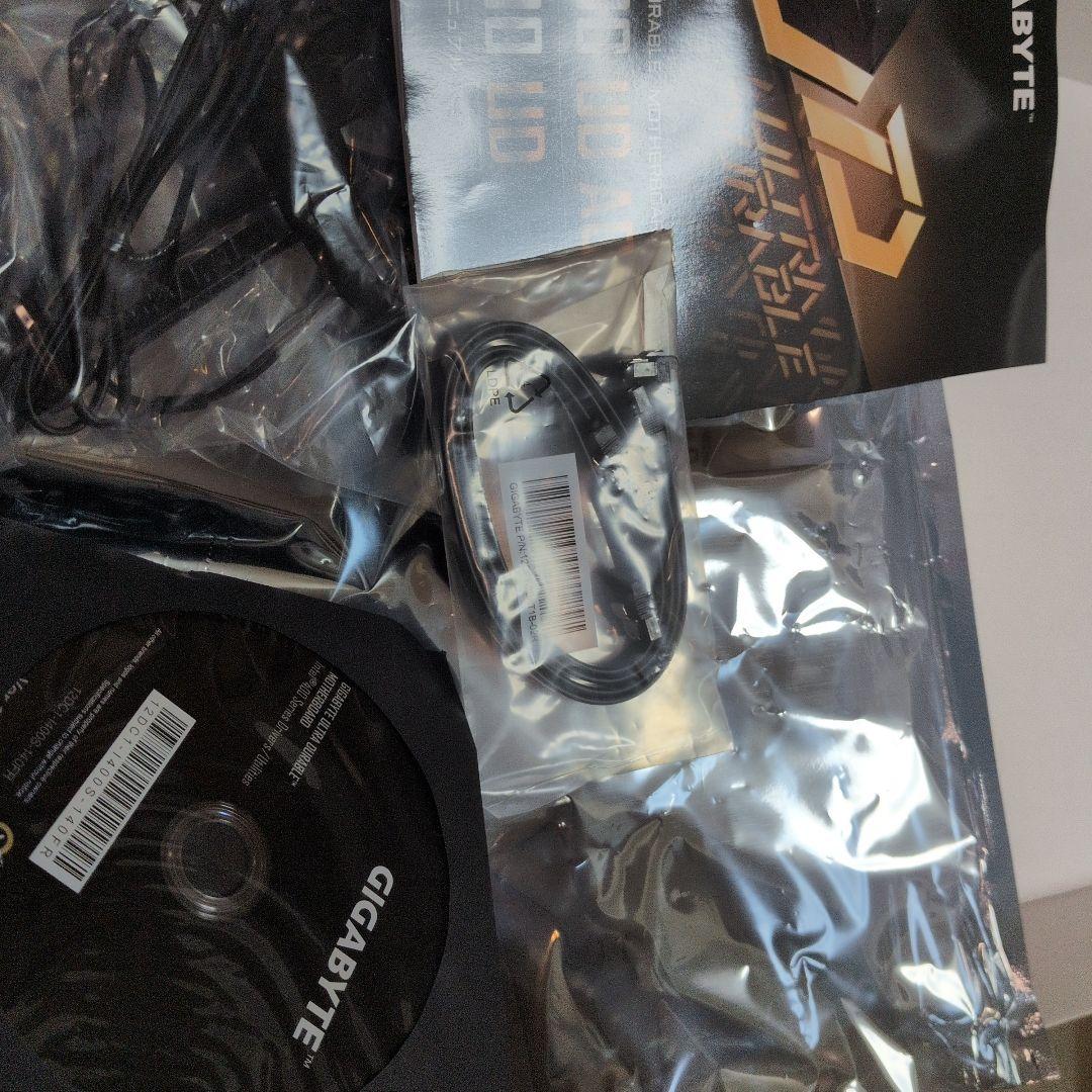 GIGABYTE Z490 UD AC マザーボード