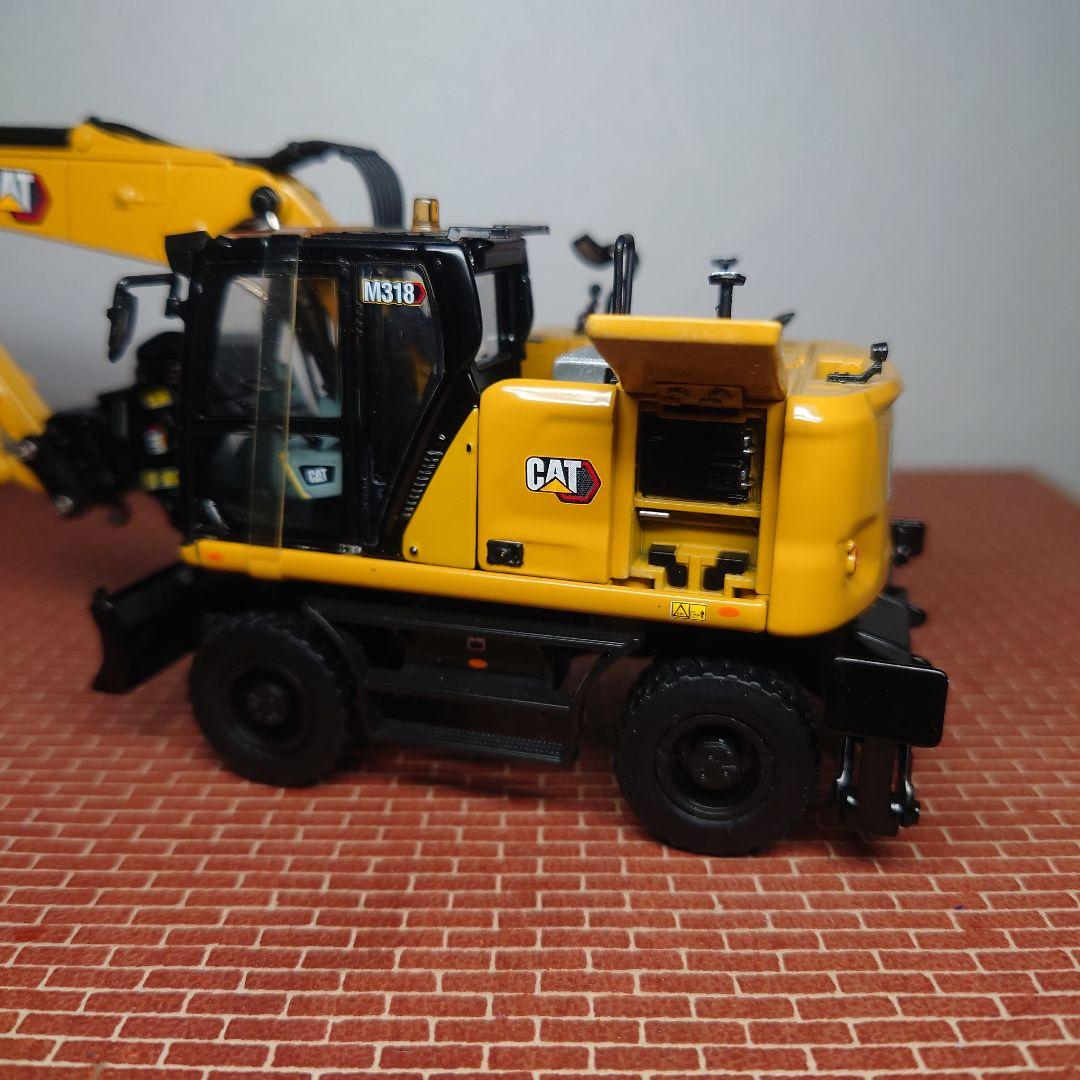 CAT M318 WHEELED EXCAVATOR カスタム品 1/50