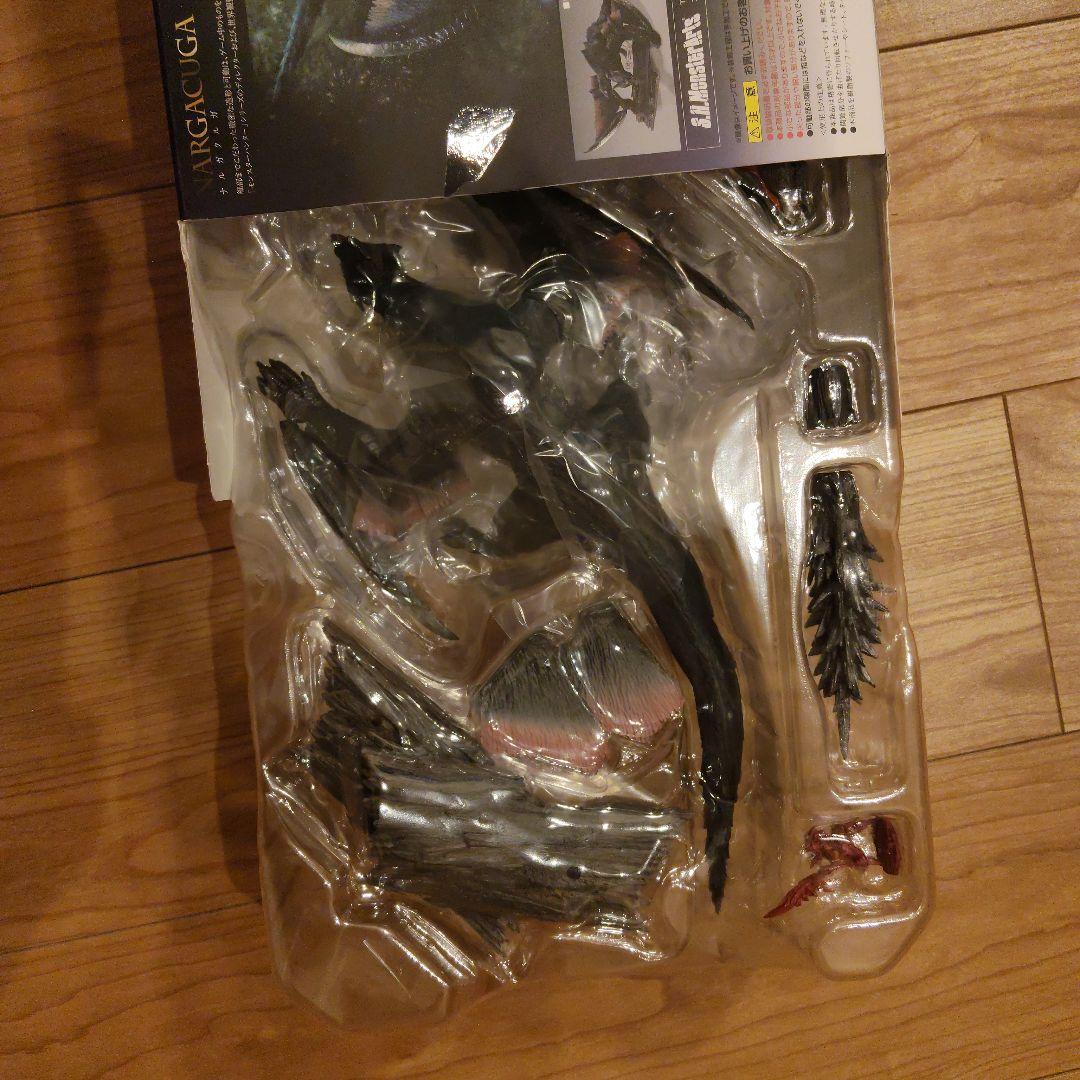 ウ*ホ様 S.H.モンスターアーツ ナルガクルガ　初回特典付き