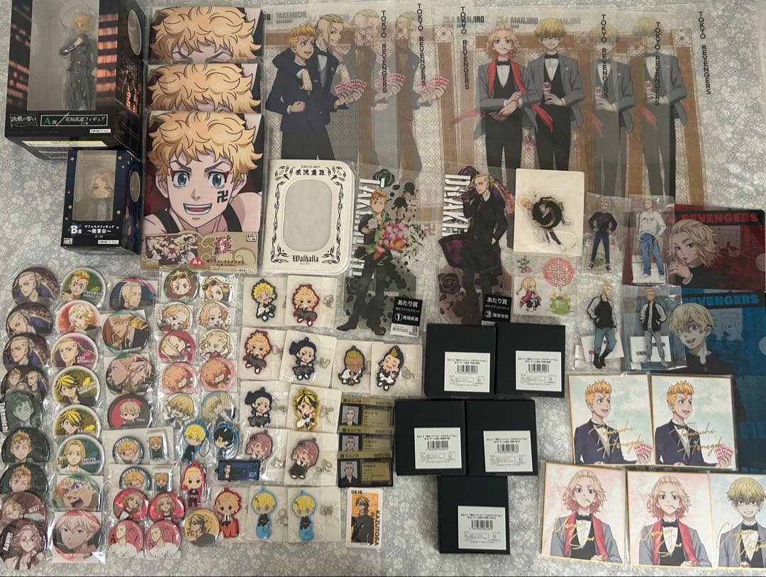 東京リベンジャーズ 東リべ フィギュア 缶バッジ アクスタ 258点 まとめ売り