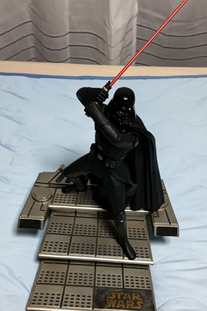 スターウォーズ　ダース・ベイダー　シネマキャスト　スタチュー10000体限定品