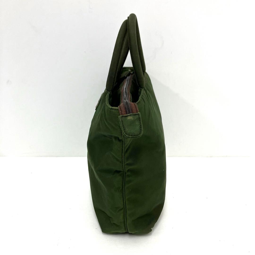 大人気☆PRADA☆プラダ☆ハンドバッグ☆三角プレート☆ナイロン☆ダークグリーン