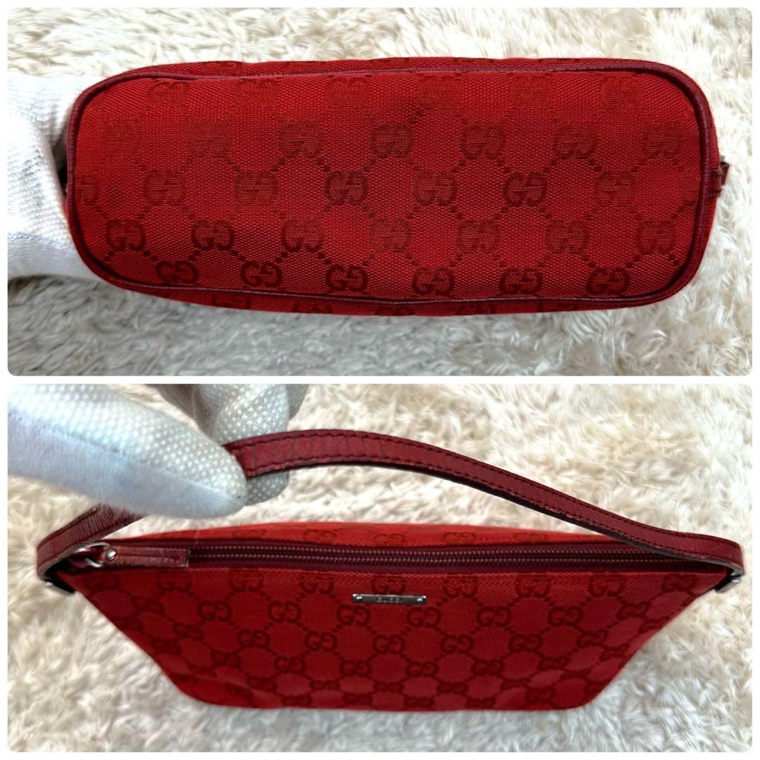 【美品】 GUCCI アクセサリーポーチ キャンバス 赤 GG柄