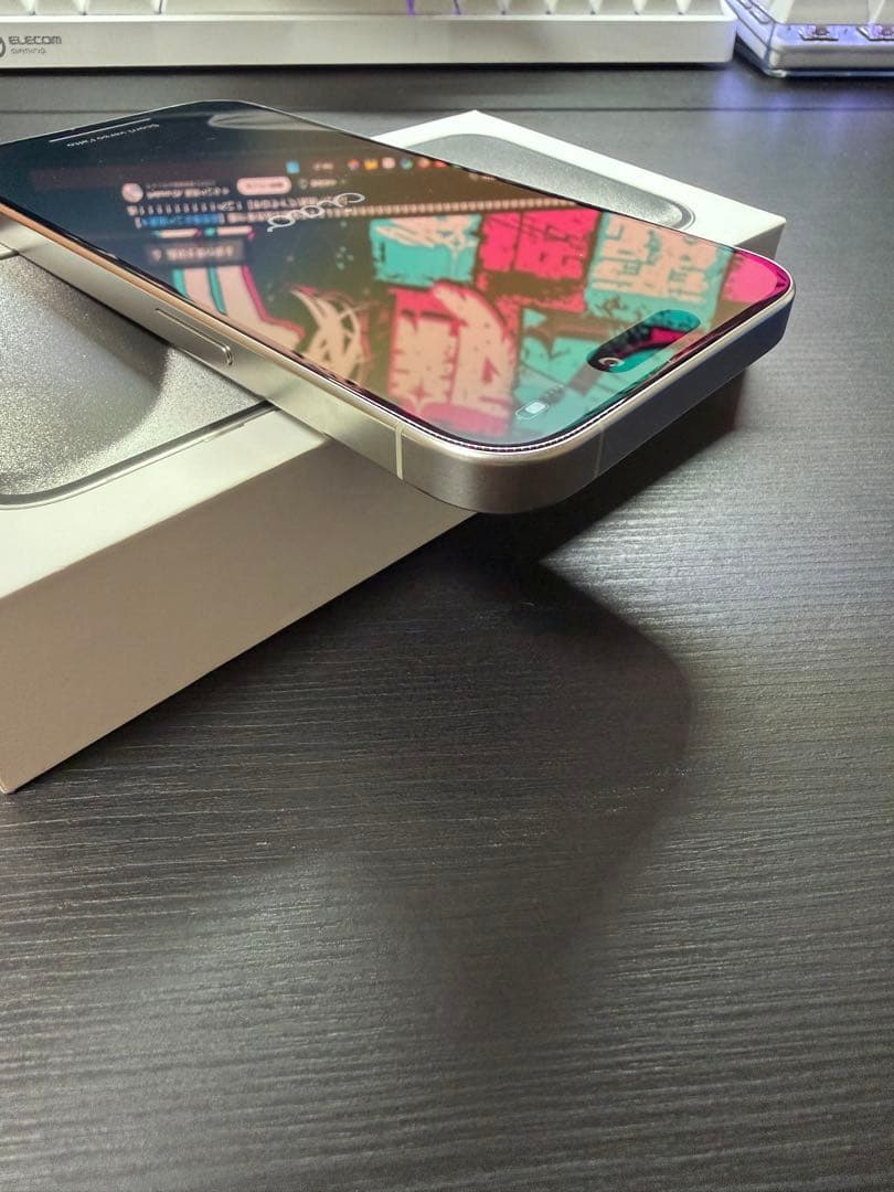 【美品】iPhone 15 Pro 128Gホワイトチタニウム