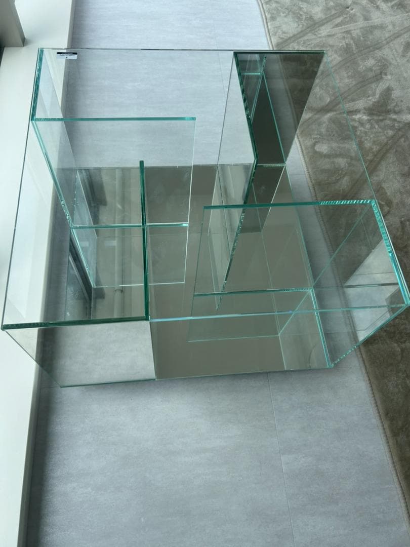 Natuzzi ナツッジ イタリア ガラステーブル サイドテーブル ラビリント