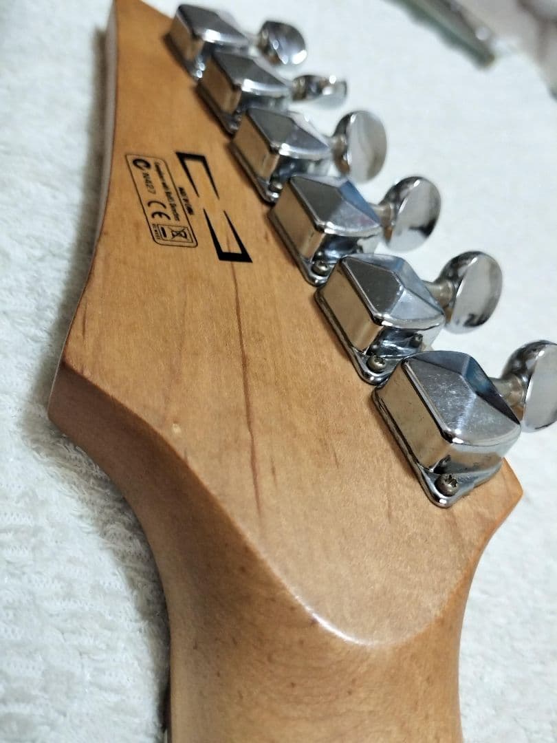 Ibanez ストラトタイプ 赤 レッド オマケ多数ケース付き 初心者最適